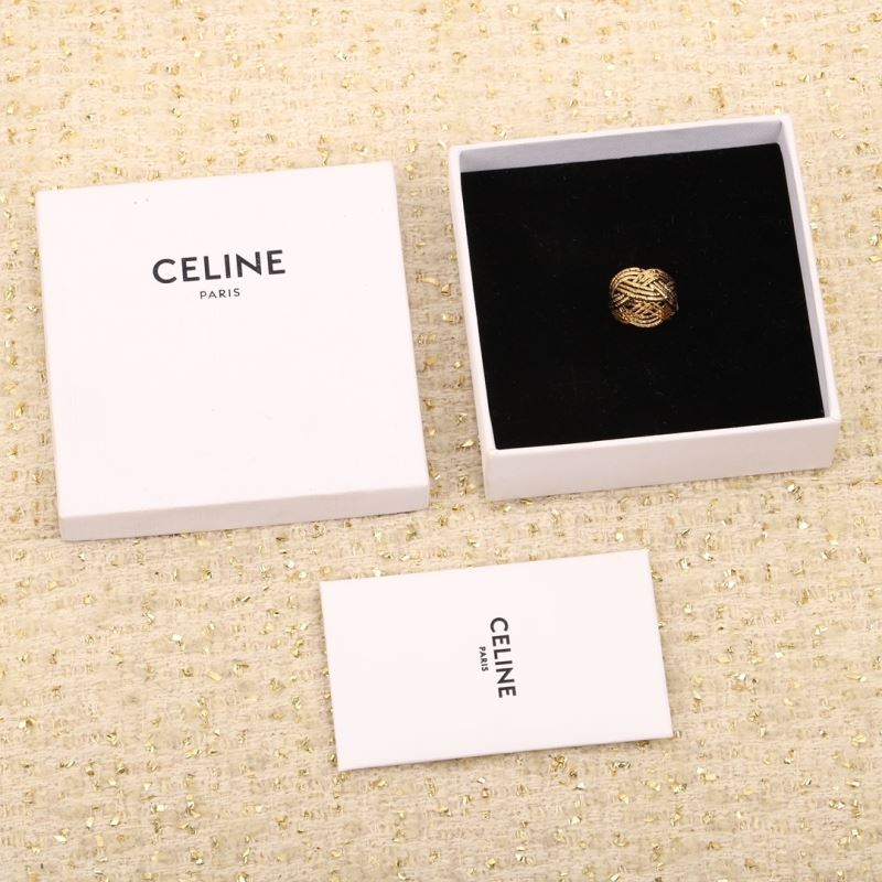 Ce1i*e rings